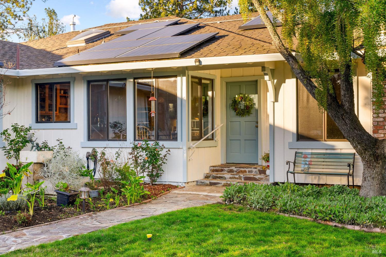 Detail Gallery Image 5 of 65 For 2850 Western Ave, Petaluma,  CA 94952 - 4 Beds | 3 Baths