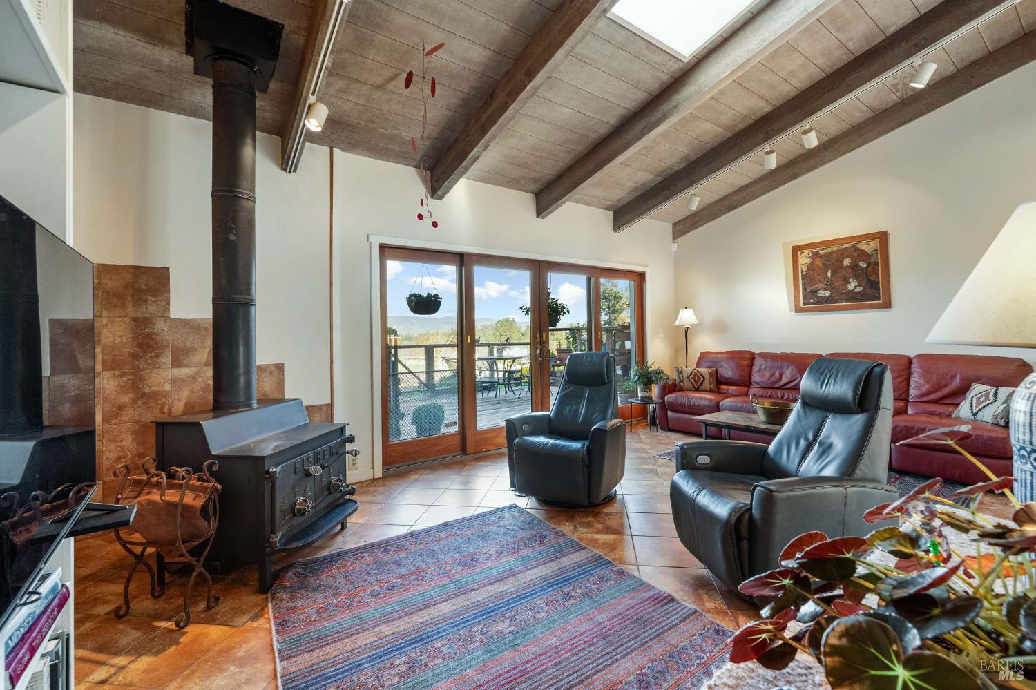 Detail Gallery Image 21 of 65 For 2850 Western Ave, Petaluma,  CA 94952 - 4 Beds | 3 Baths