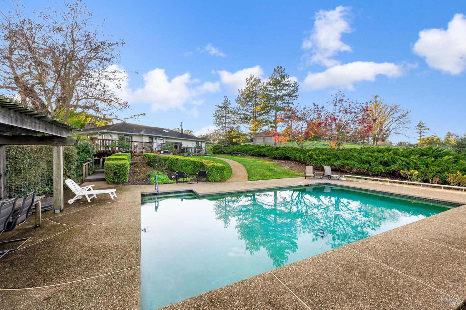 Detail Gallery Image 45 of 65 For 2850 Western Ave, Petaluma,  CA 94952 - 4 Beds | 3 Baths