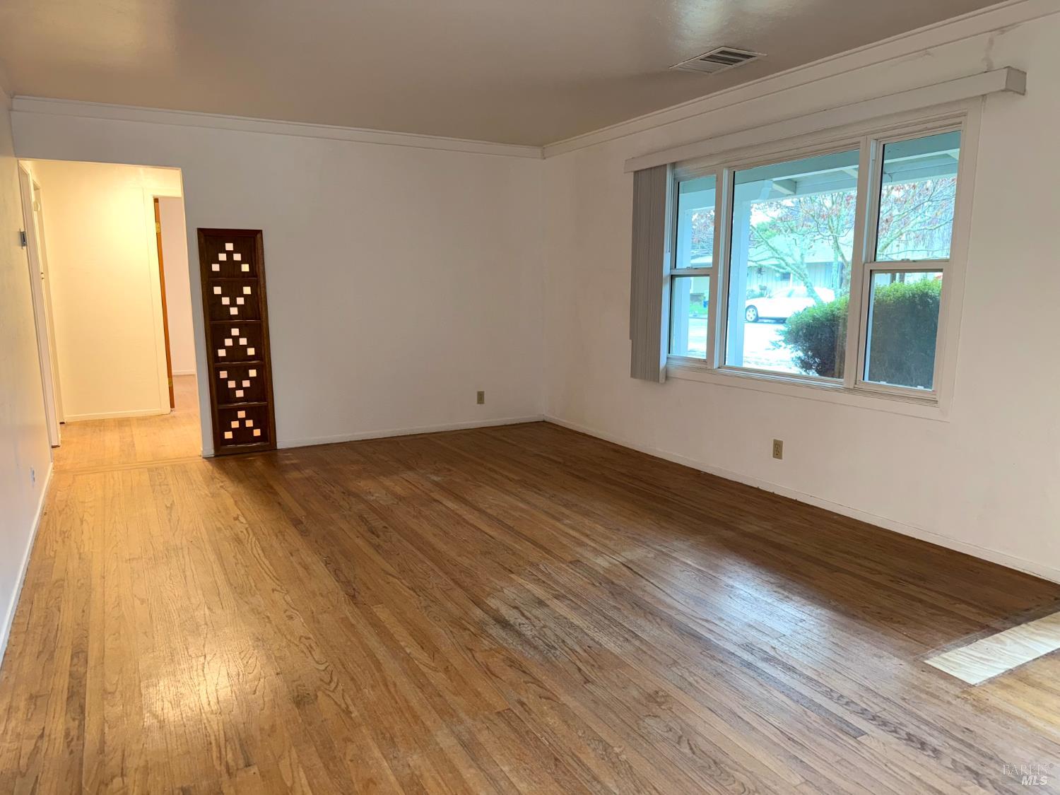 Detail Gallery Image 13 of 31 For 3469 Idaho Dr, Santa Rosa,  CA 95405 - 3 Beds | 1 Baths