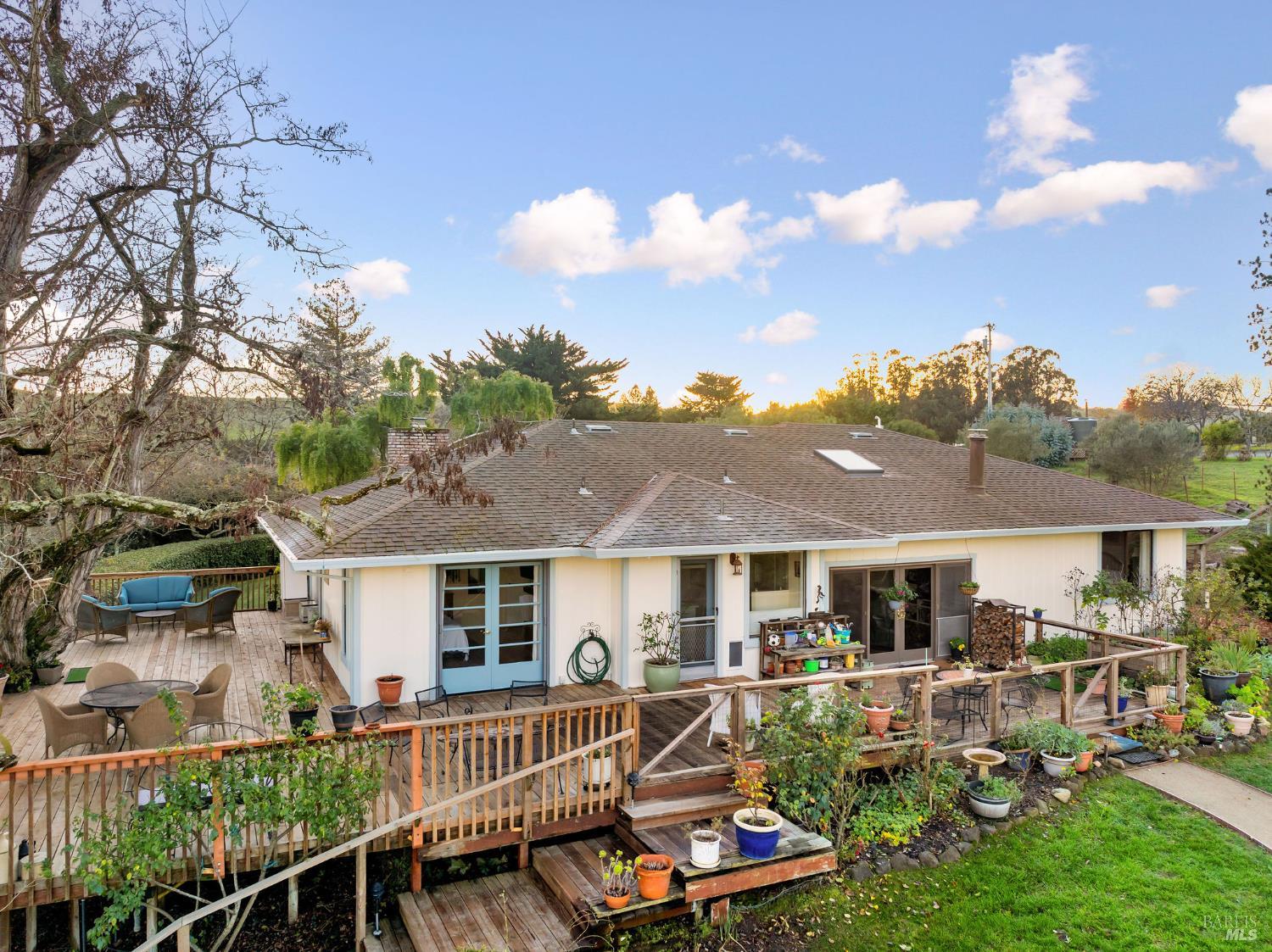 Detail Gallery Image 58 of 65 For 2850 Western Ave, Petaluma,  CA 94952 - 4 Beds | 3 Baths