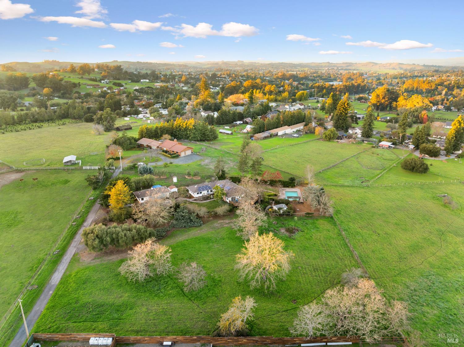 Detail Gallery Image 53 of 65 For 2850 Western Ave, Petaluma,  CA 94952 - 4 Beds | 3 Baths