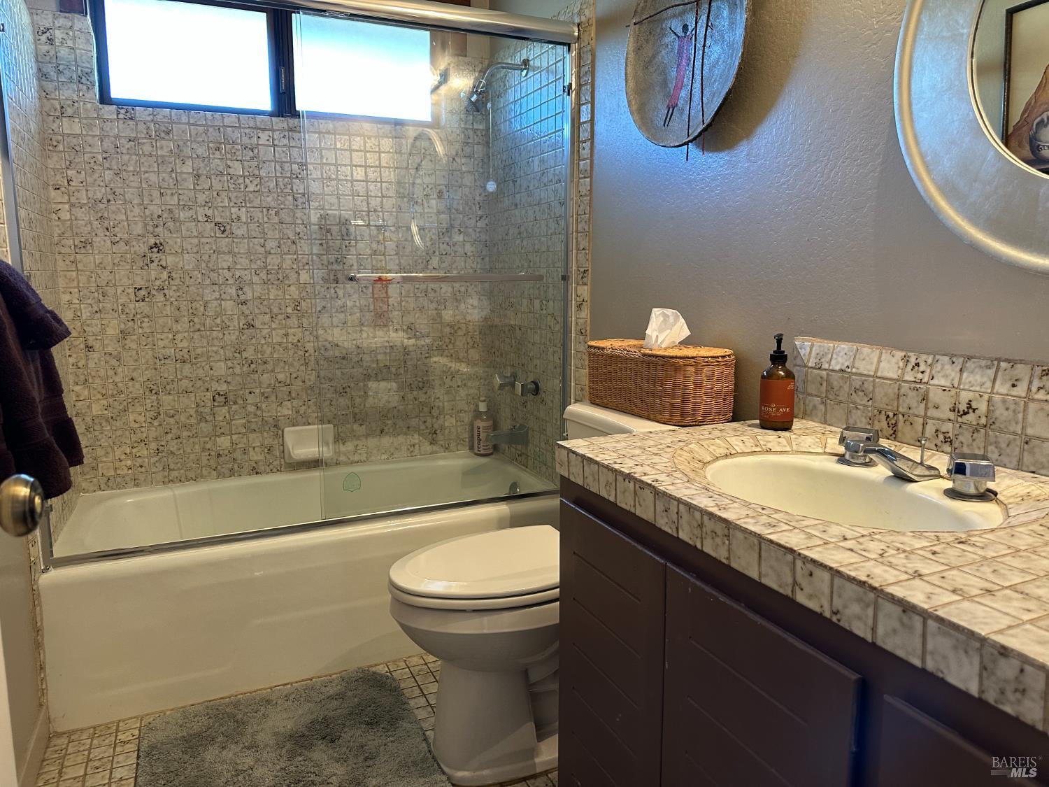 Detail Gallery Image 36 of 65 For 2850 Western Ave, Petaluma,  CA 94952 - 4 Beds | 3 Baths