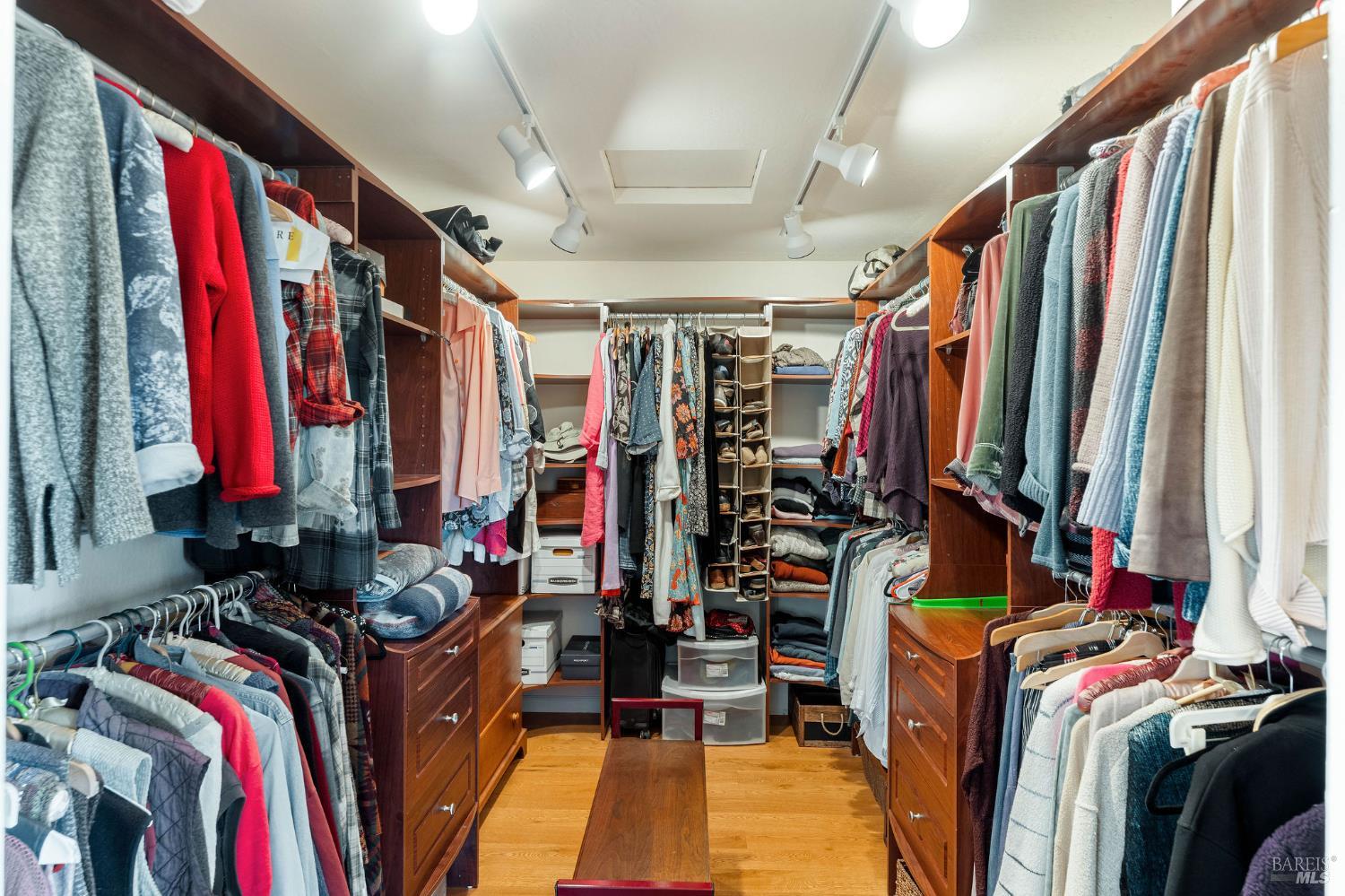 Detail Gallery Image 27 of 65 For 2850 Western Ave, Petaluma,  CA 94952 - 4 Beds | 3 Baths