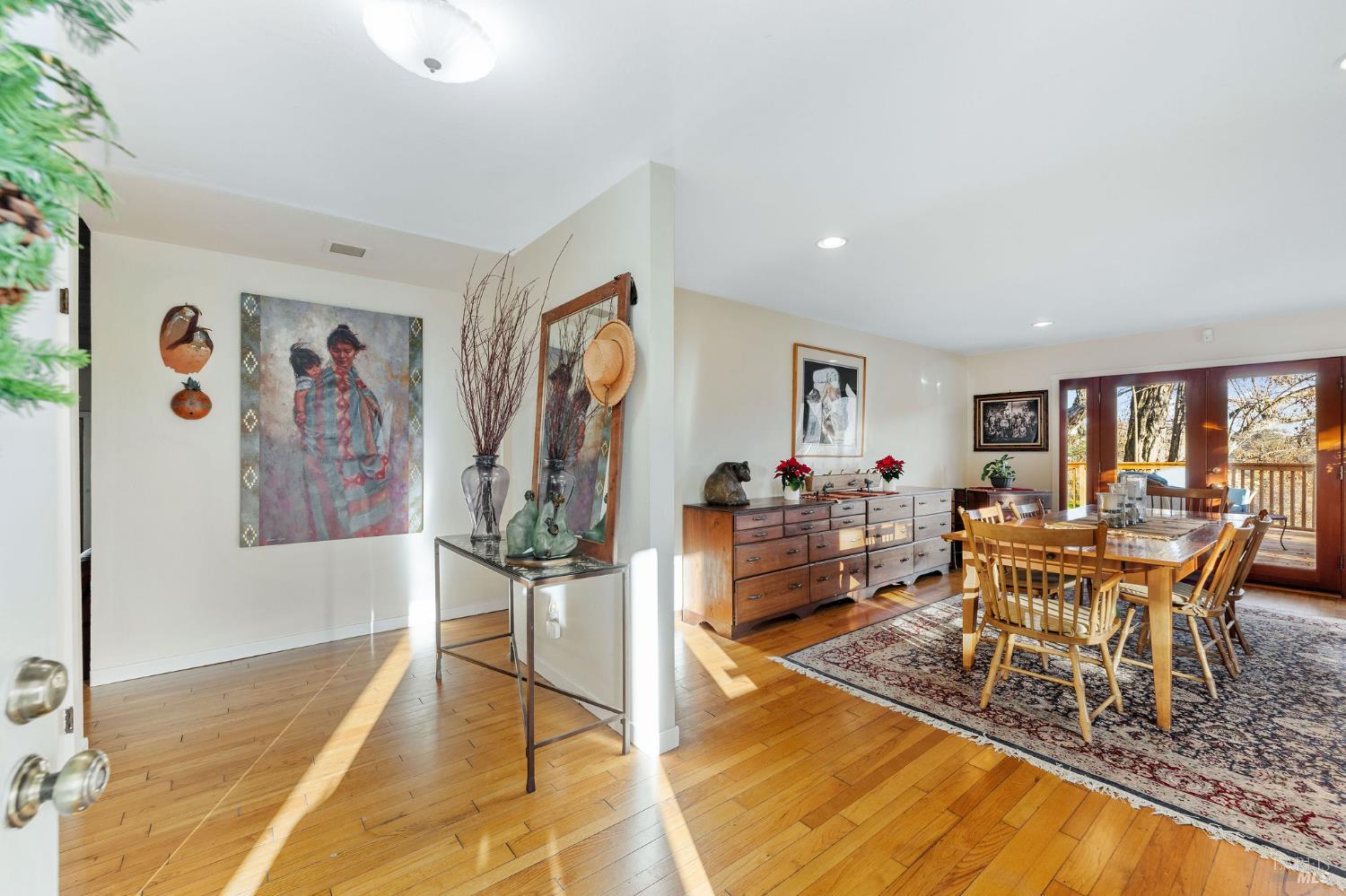 Detail Gallery Image 6 of 65 For 2850 Western Ave, Petaluma,  CA 94952 - 4 Beds | 3 Baths