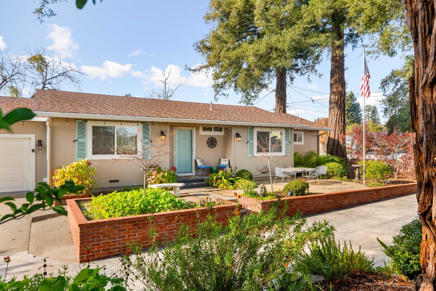 Detail Gallery Image 39 of 75 For 1343 Ash St, Napa,  CA 94559 - 6 Beds | 4/1 Baths