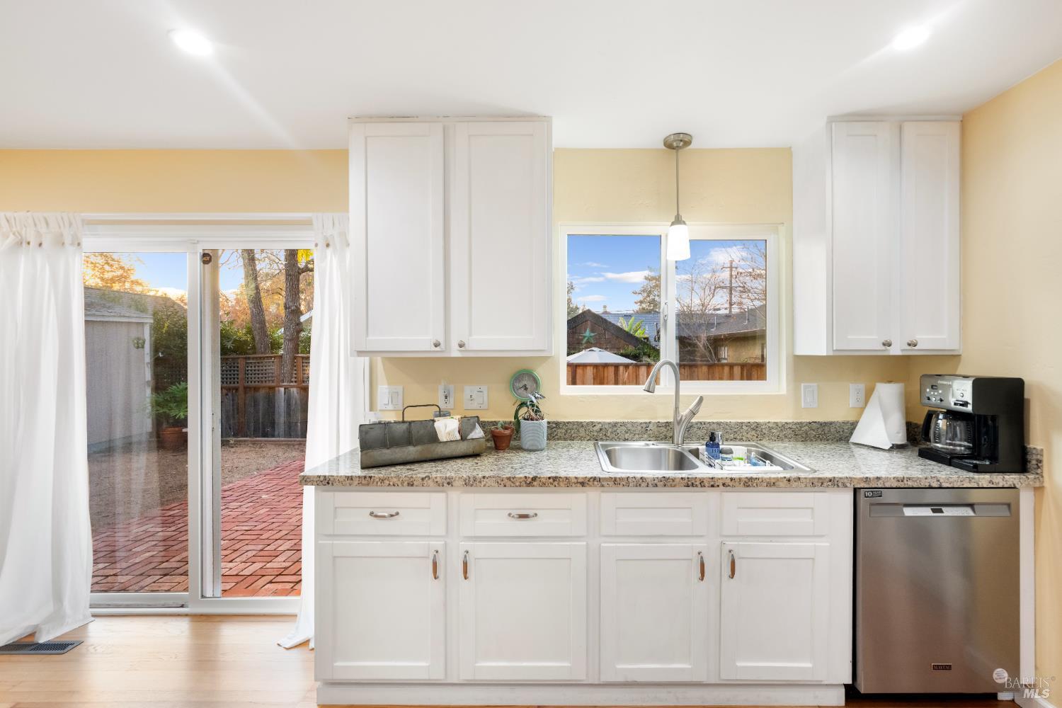 Detail Gallery Image 51 of 75 For 1343 Ash St, Napa,  CA 94559 - 6 Beds | 4/1 Baths