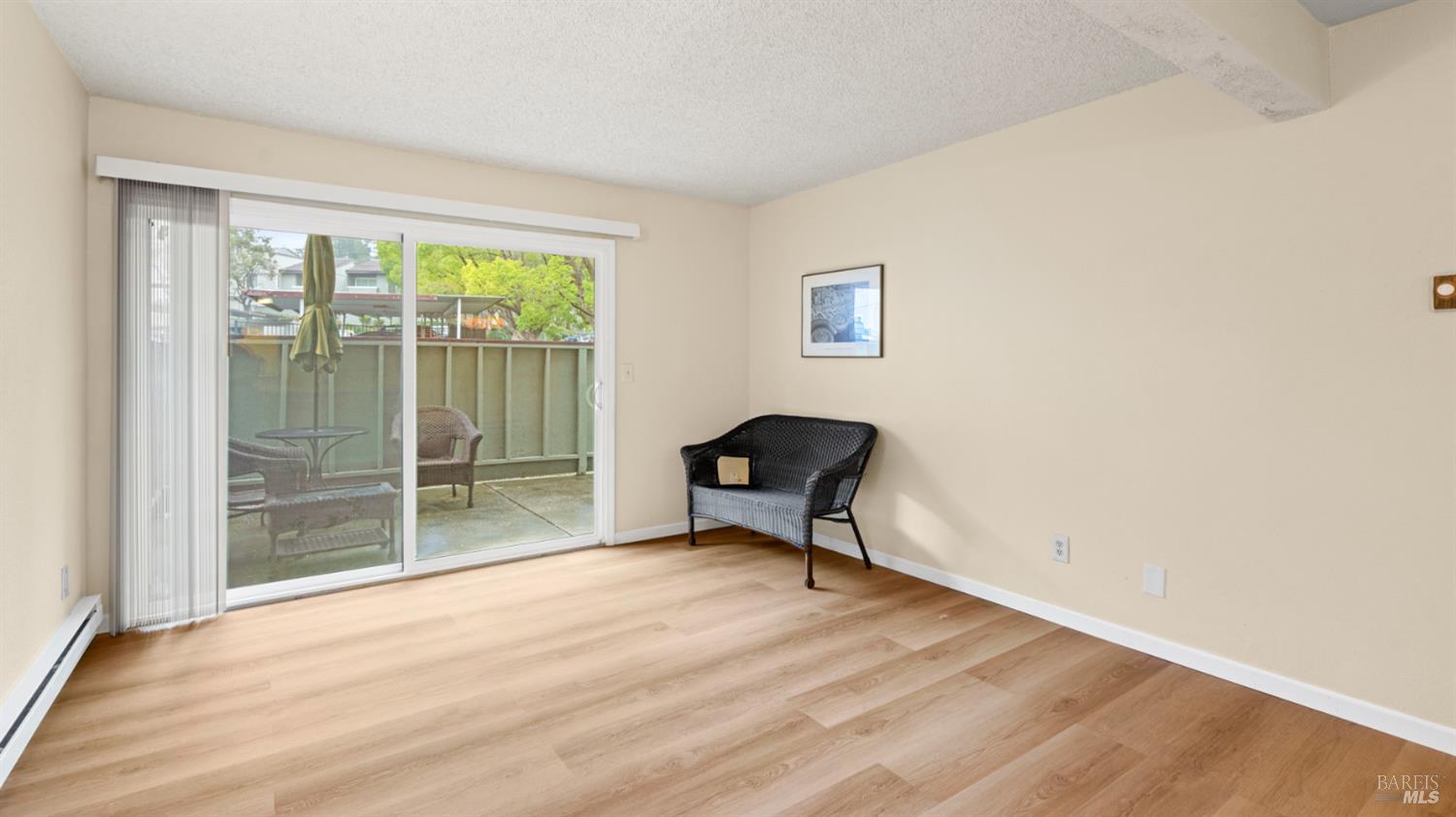 Detail Gallery Image 8 of 22 For 1333 N Camino Alto Unkn #164,  Vallejo,  CA 94589 - 2 Beds | 1 Baths