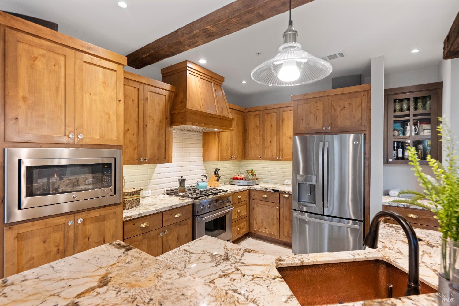 Detail Gallery Image 20 of 75 For 1343 Ash St, Napa,  CA 94559 - 6 Beds | 4/1 Baths