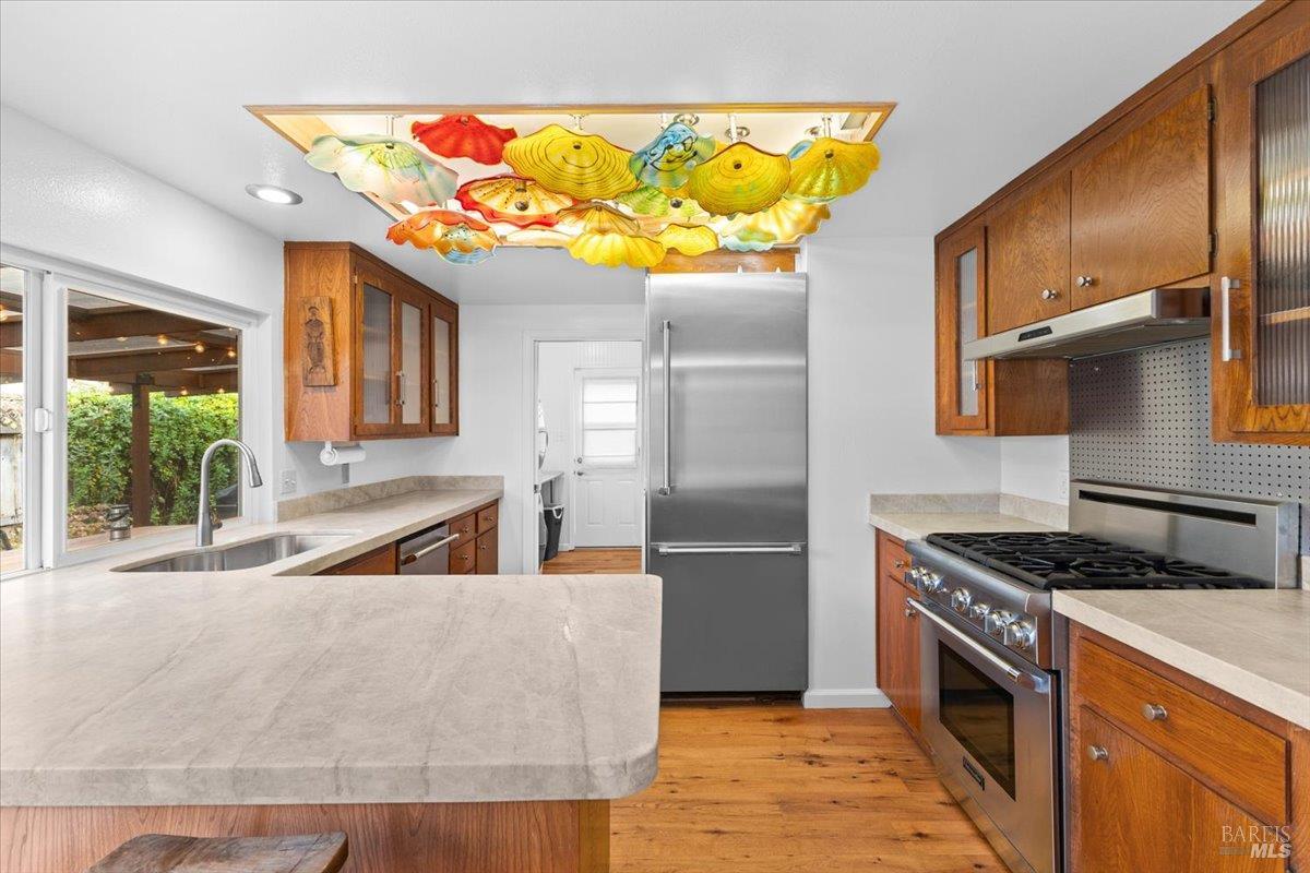 Detail Gallery Image 14 of 25 For 1421 Oak Cir, Healdsburg,  CA 95448 - 2 Beds | 1 Baths