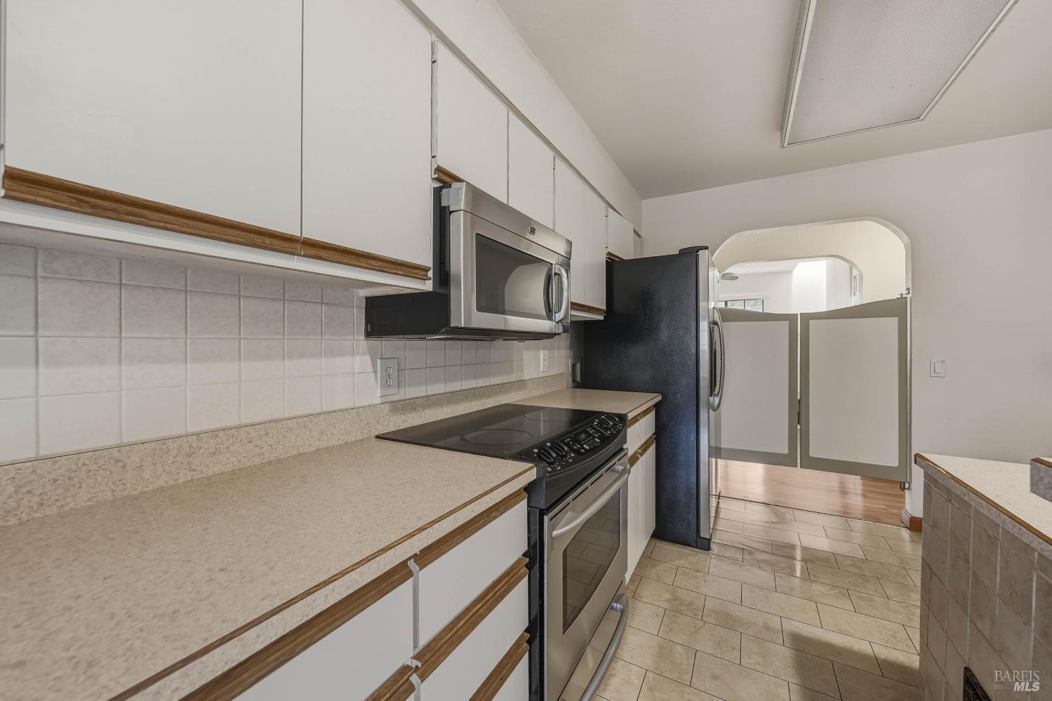 Detail Gallery Image 17 of 65 For 17730 Pomo Trl, Clearlake Oaks,  CA 95423 - 3 Beds | 3 Baths