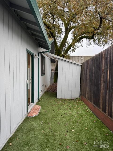 Detail Gallery Image 7 of 22 For 424 Mason St, Healdsburg,  CA 95448 - 3 Beds | 2 Baths