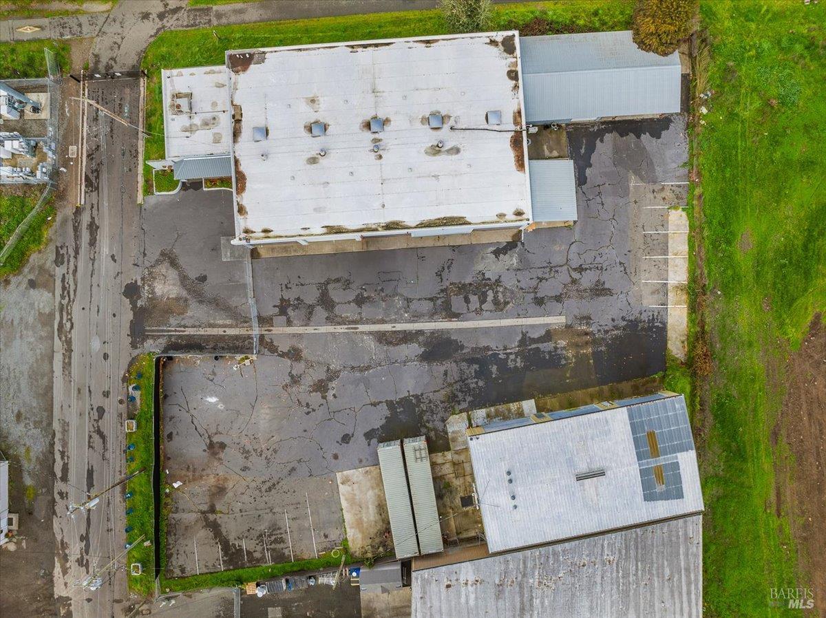 Detail Gallery Image 9 of 9 For 1599 Hampton Way, Santa Rosa,  CA 95407 - – Beds | – Baths