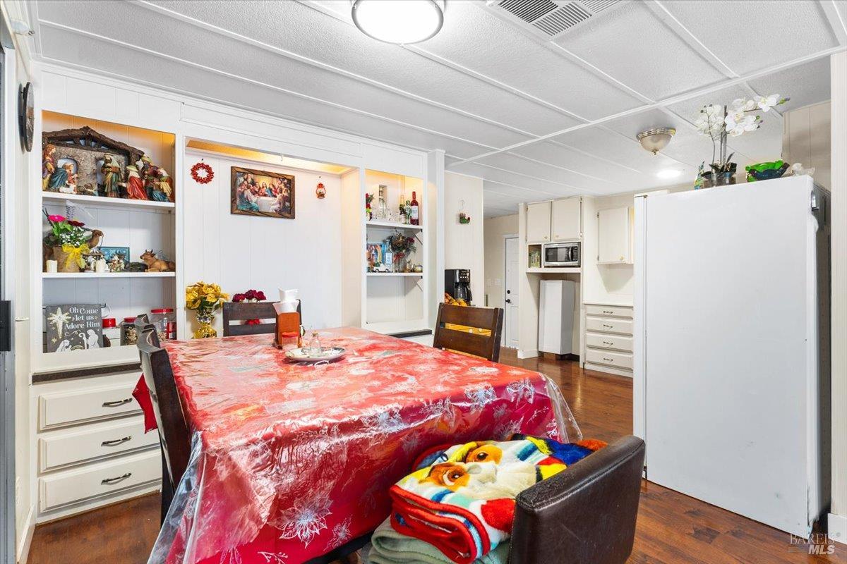 Detail Gallery Image 7 of 21 For 219 N Heidi Ct 79, Windsor,  CA 95492 - 2 Beds | 2 Baths