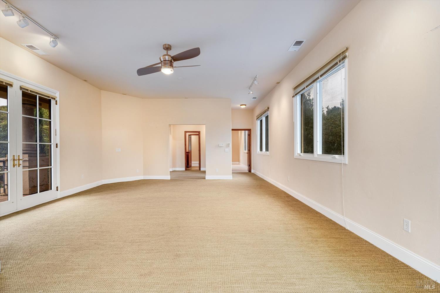 Detail Gallery Image 49 of 74 For 405 London Way, Sonoma,  CA 95476 - 5 Beds | 5/1 Baths