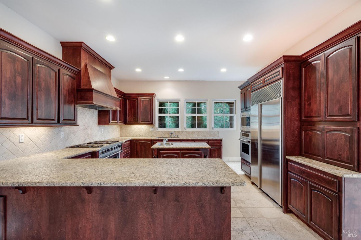 Detail Gallery Image 25 of 74 For 405 London Way, Sonoma,  CA 95476 - 5 Beds | 5/1 Baths