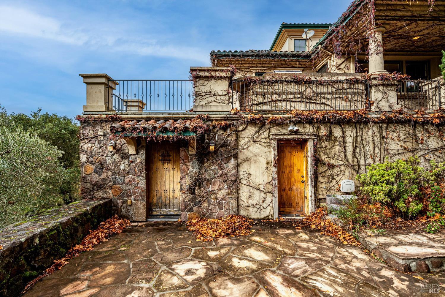 Detail Gallery Image 47 of 74 For 405 London Way, Sonoma,  CA 95476 - 5 Beds | 5/1 Baths