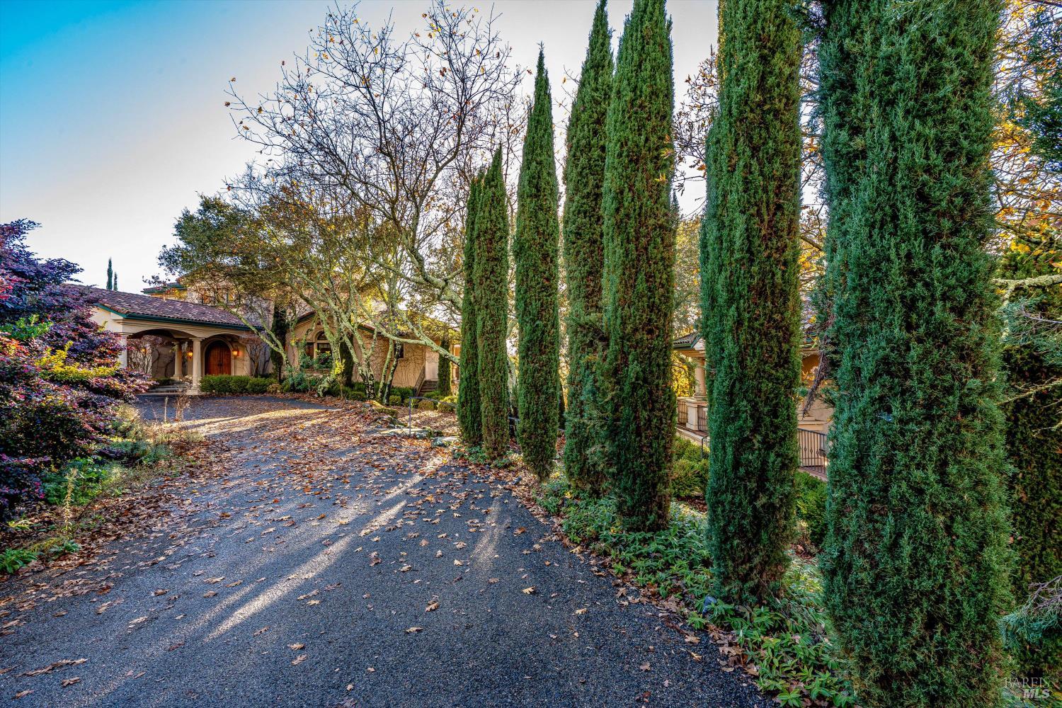 Detail Gallery Image 45 of 74 For 405 London Way, Sonoma,  CA 95476 - 5 Beds | 5/1 Baths