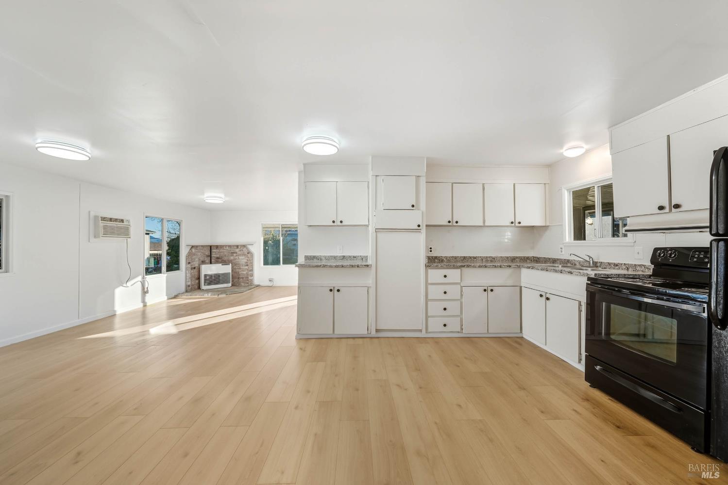 Detail Gallery Image 36 of 48 For 4265 Lakeshore Blvd 18, Lakeport,  CA 95453 - 2 Beds | 1/1 Baths