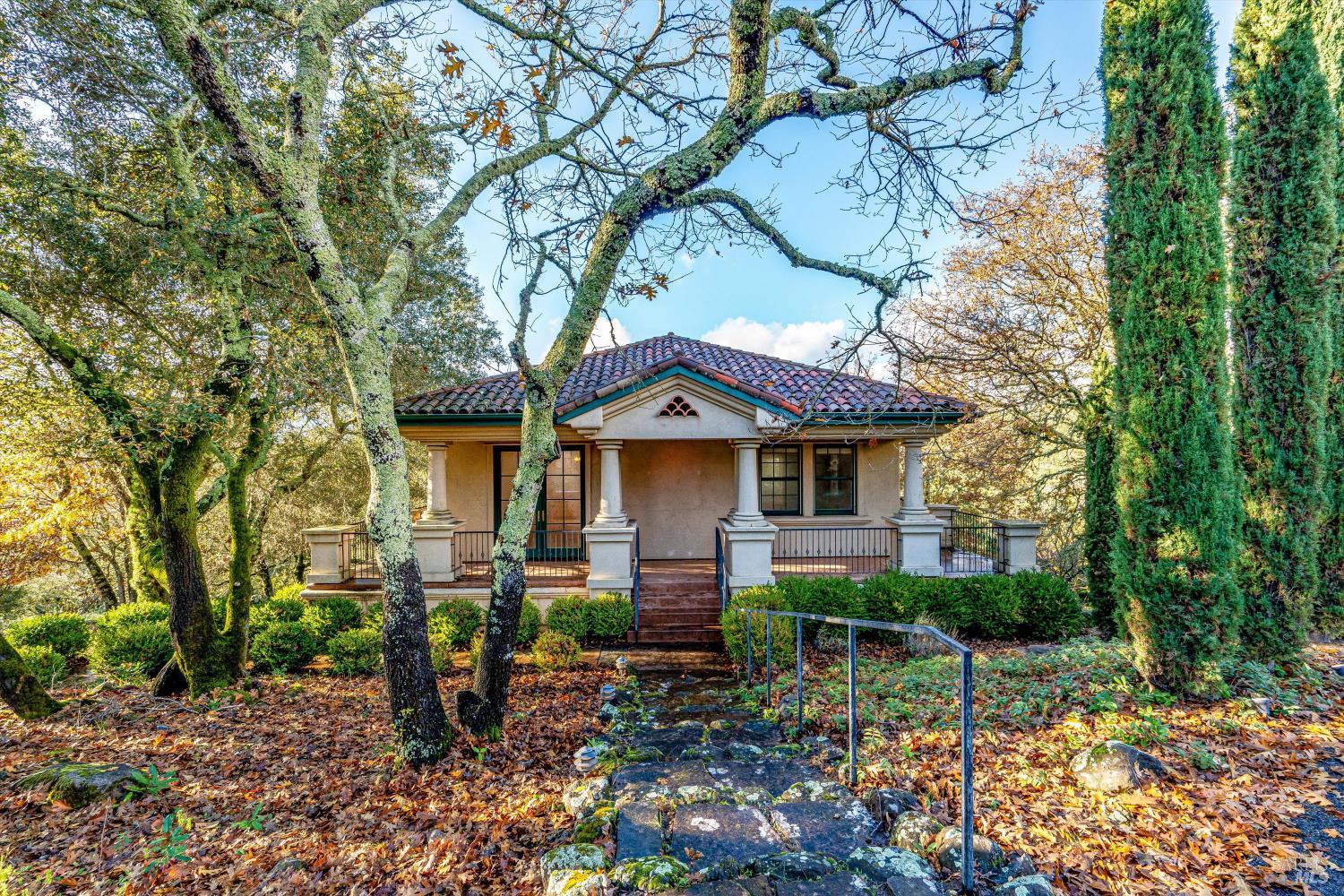 Detail Gallery Image 38 of 74 For 405 London Way, Sonoma,  CA 95476 - 5 Beds | 5/1 Baths