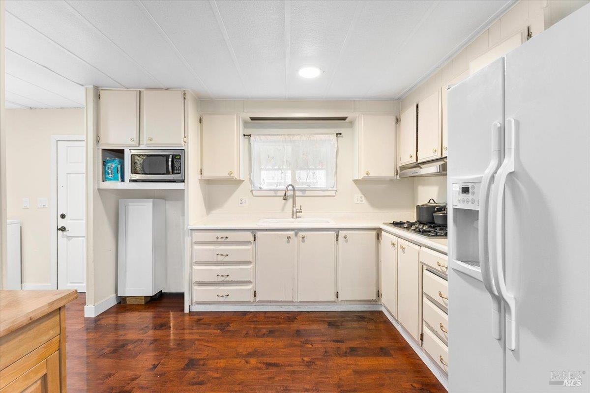 Detail Gallery Image 8 of 21 For 219 N Heidi Ct 79, Windsor,  CA 95492 - 2 Beds | 2 Baths