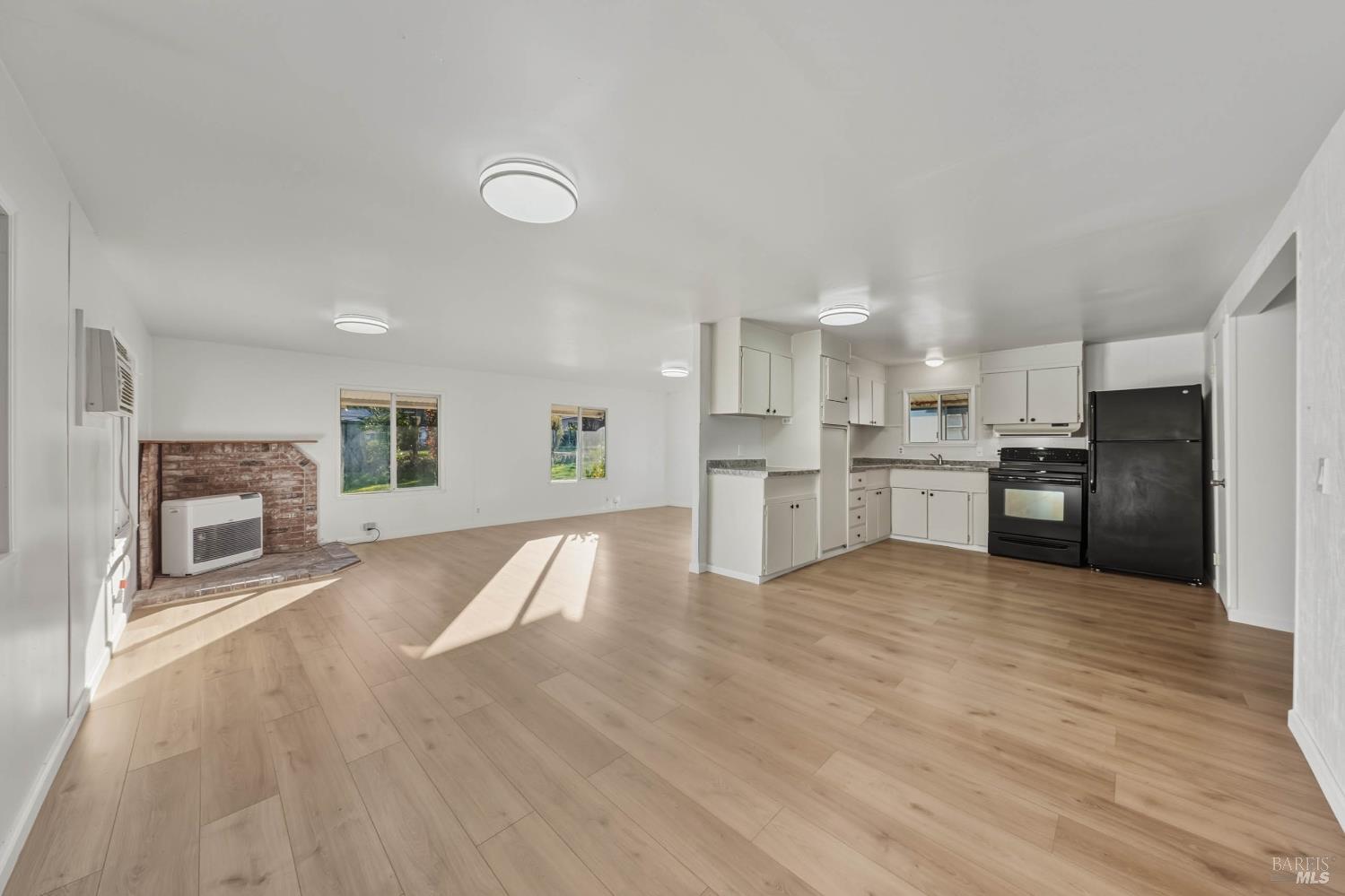 Detail Gallery Image 18 of 48 For 4265 Lakeshore Blvd 18, Lakeport,  CA 95453 - 2 Beds | 1/1 Baths