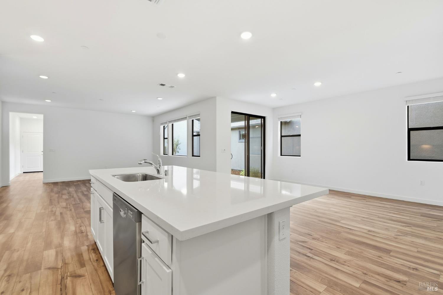 Detail Gallery Image 3 of 12 For 9129 Camino Colegio Rd, Rohnert Park,  CA 94928 - 4 Beds | 3 Baths