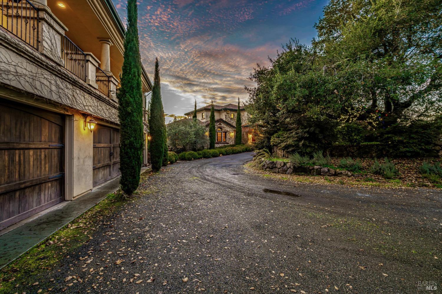 Detail Gallery Image 60 of 74 For 405 London Way, Sonoma,  CA 95476 - 5 Beds | 5/1 Baths