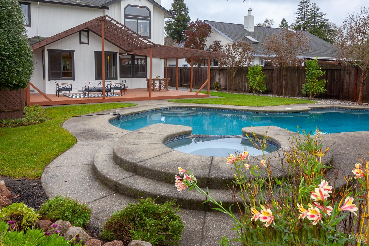 Detail Gallery Image 41 of 41 For 1869 Amy Ave, Santa Rosa,  CA 95401 - 3 Beds | 2/1 Baths