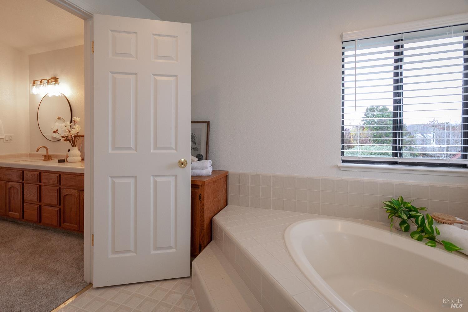 Detail Gallery Image 29 of 41 For 1869 Amy Ave, Santa Rosa,  CA 95401 - 3 Beds | 2/1 Baths