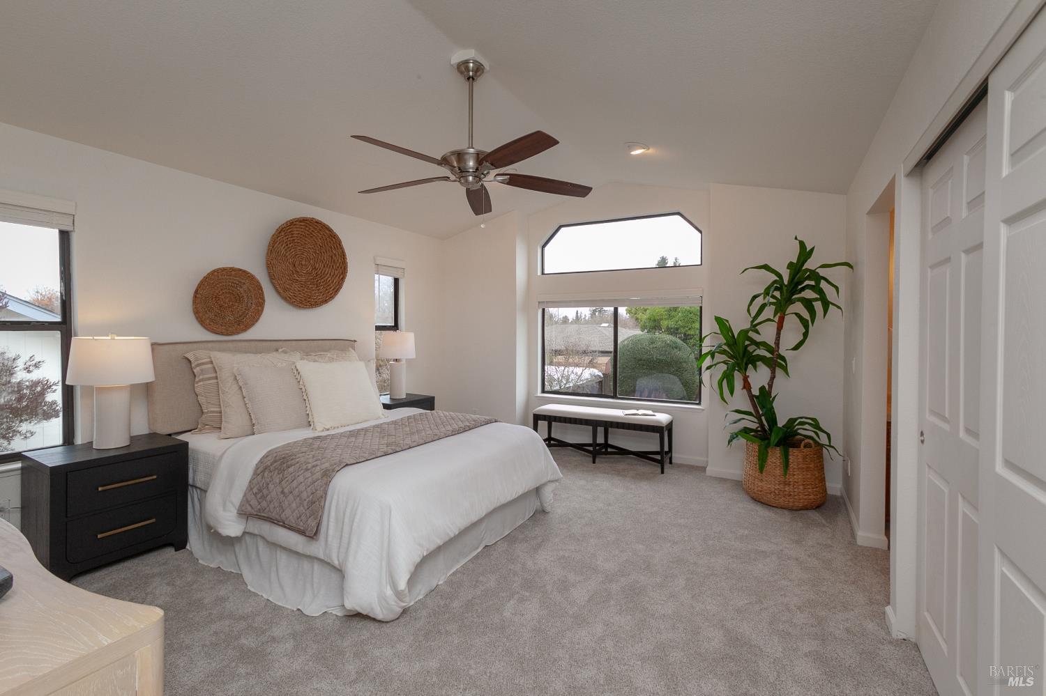 Detail Gallery Image 24 of 41 For 1869 Amy Ave, Santa Rosa,  CA 95401 - 3 Beds | 2/1 Baths