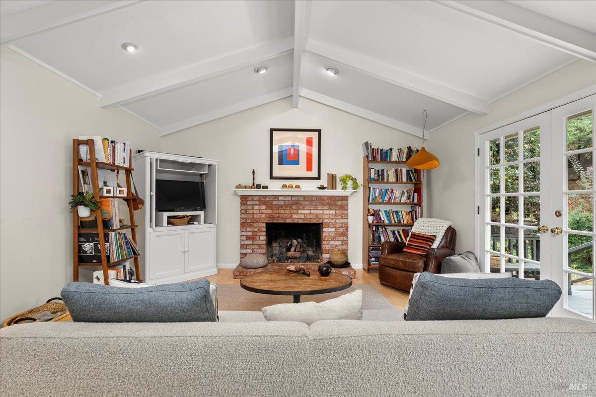 Detail Gallery Image 9 of 31 For 2539 Rollingwood Dr, Napa,  CA 94558 - 3 Beds | 2 Baths