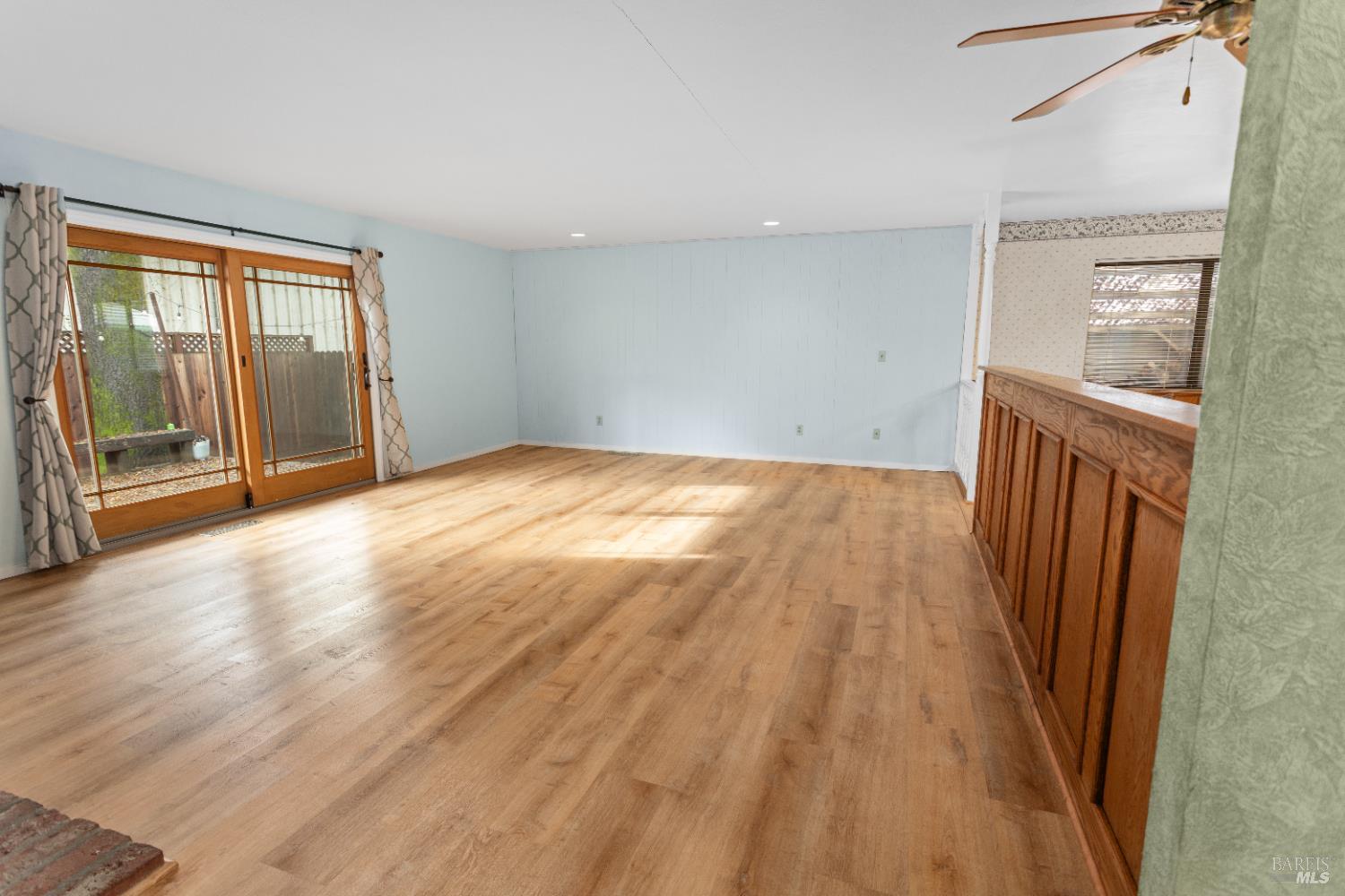 Detail Gallery Image 11 of 25 For 424 Mason St, Healdsburg,  CA 95448 - 3 Beds | 2 Baths