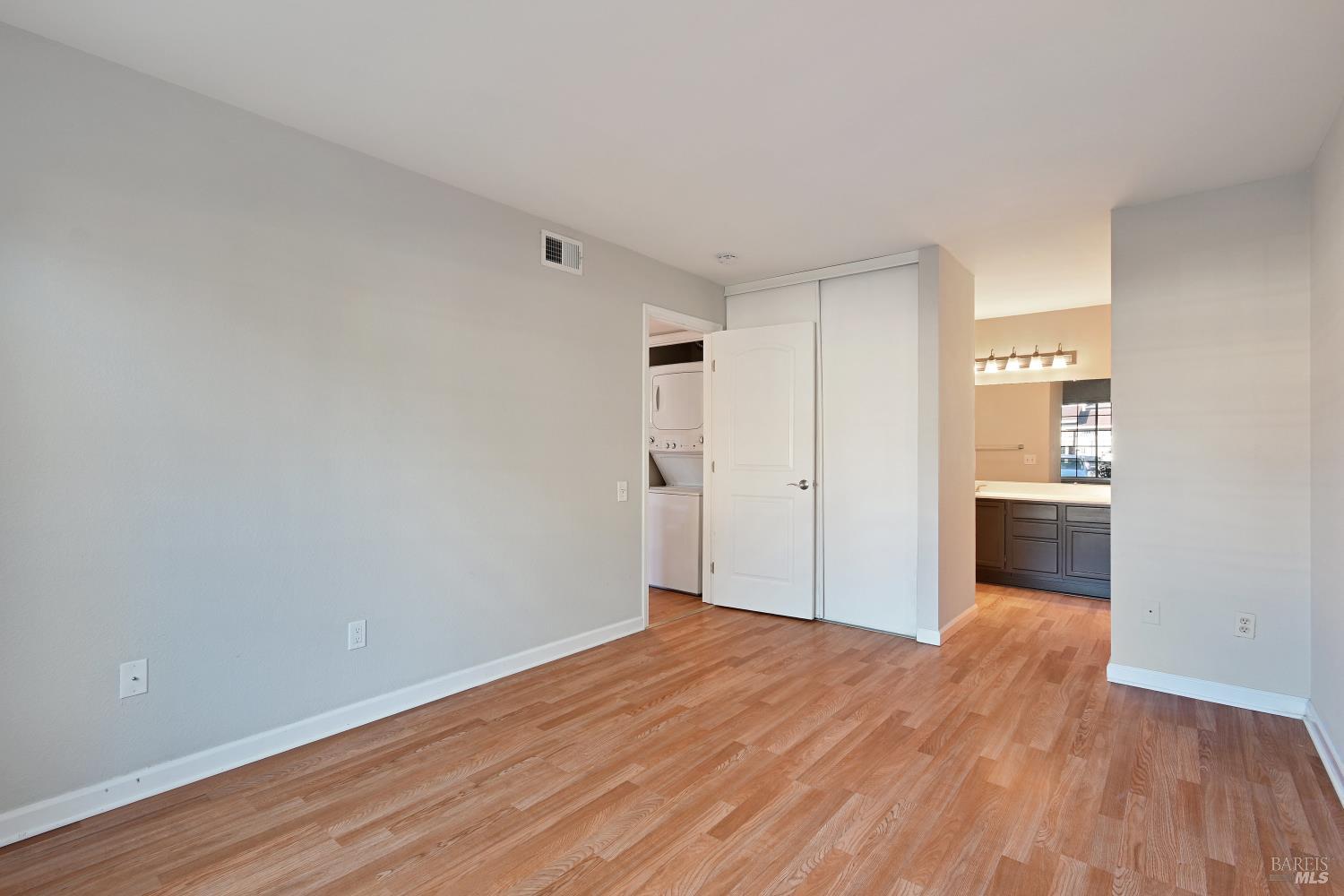 Detail Gallery Image 19 of 27 For 145 Glenwood Unkn, Hercules,  CA 94547 - 2 Beds | 2 Baths