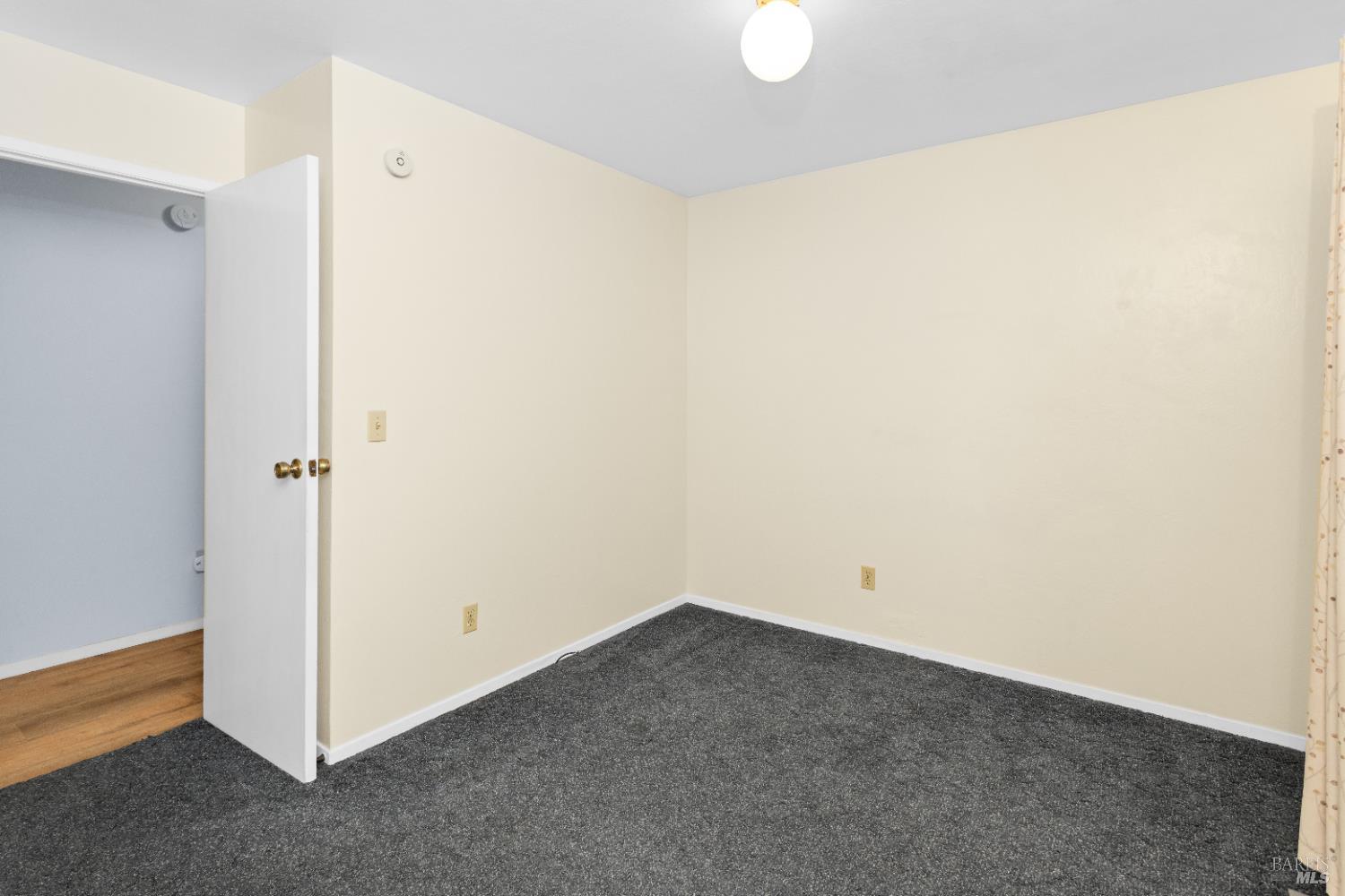 Detail Gallery Image 18 of 25 For 424 Mason St, Healdsburg,  CA 95448 - 3 Beds | 2 Baths