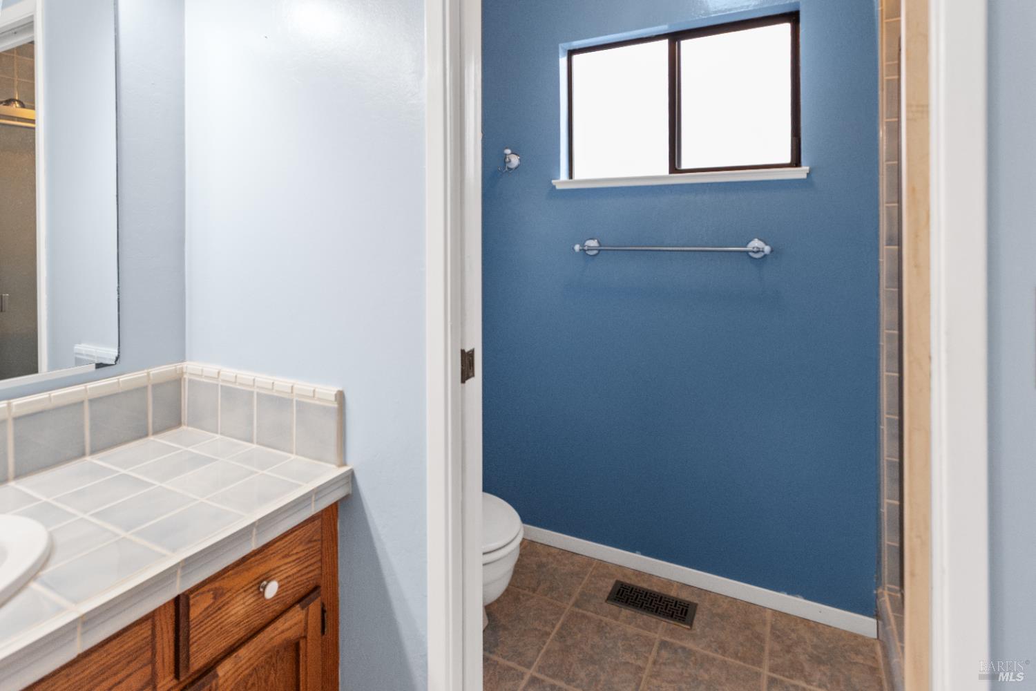 Detail Gallery Image 21 of 25 For 424 Mason St, Healdsburg,  CA 95448 - 3 Beds | 2 Baths