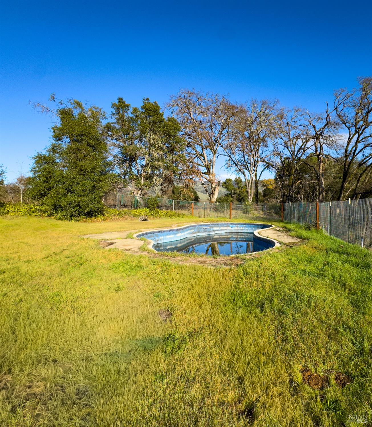 Detail Gallery Image 5 of 14 For 10379 West Rd, Redwood Valley,  CA 95470 - – Beds | – Baths