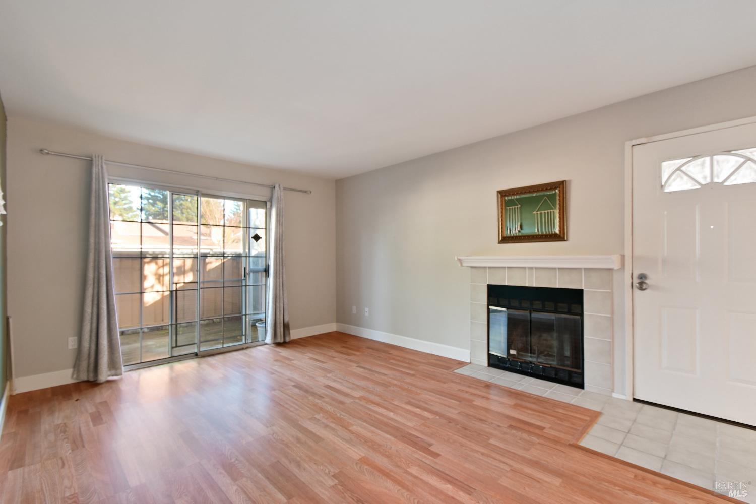 Detail Gallery Image 7 of 27 For 145 Glenwood Unkn, Hercules,  CA 94547 - 2 Beds | 2 Baths