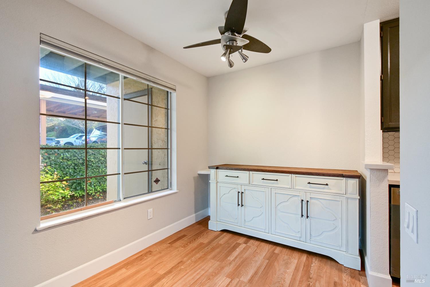 Detail Gallery Image 8 of 27 For 145 Glenwood Unkn, Hercules,  CA 94547 - 2 Beds | 2 Baths