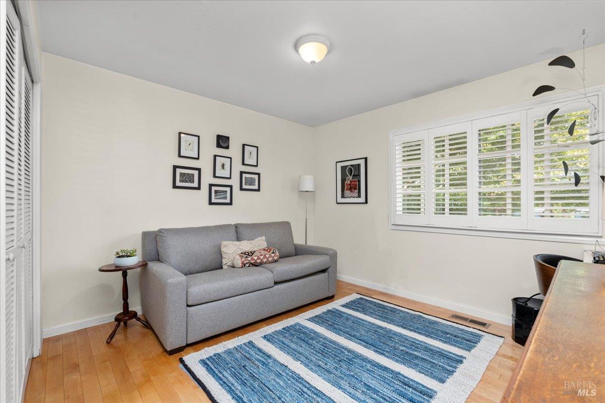 Detail Gallery Image 22 of 31 For 2539 Rollingwood Dr, Napa,  CA 94558 - 3 Beds | 2 Baths