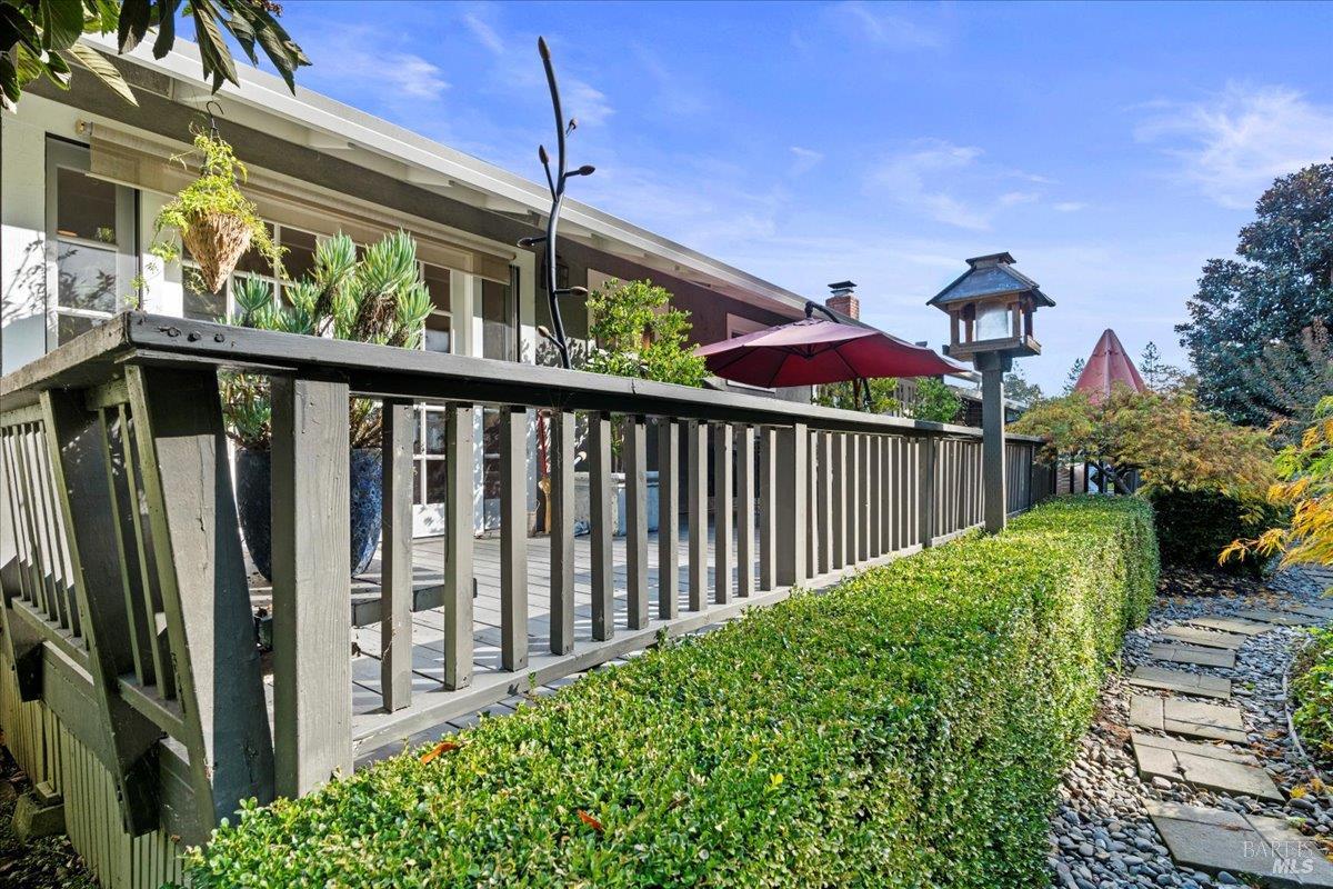 Detail Gallery Image 28 of 31 For 2539 Rollingwood Dr, Napa,  CA 94558 - 3 Beds | 2 Baths