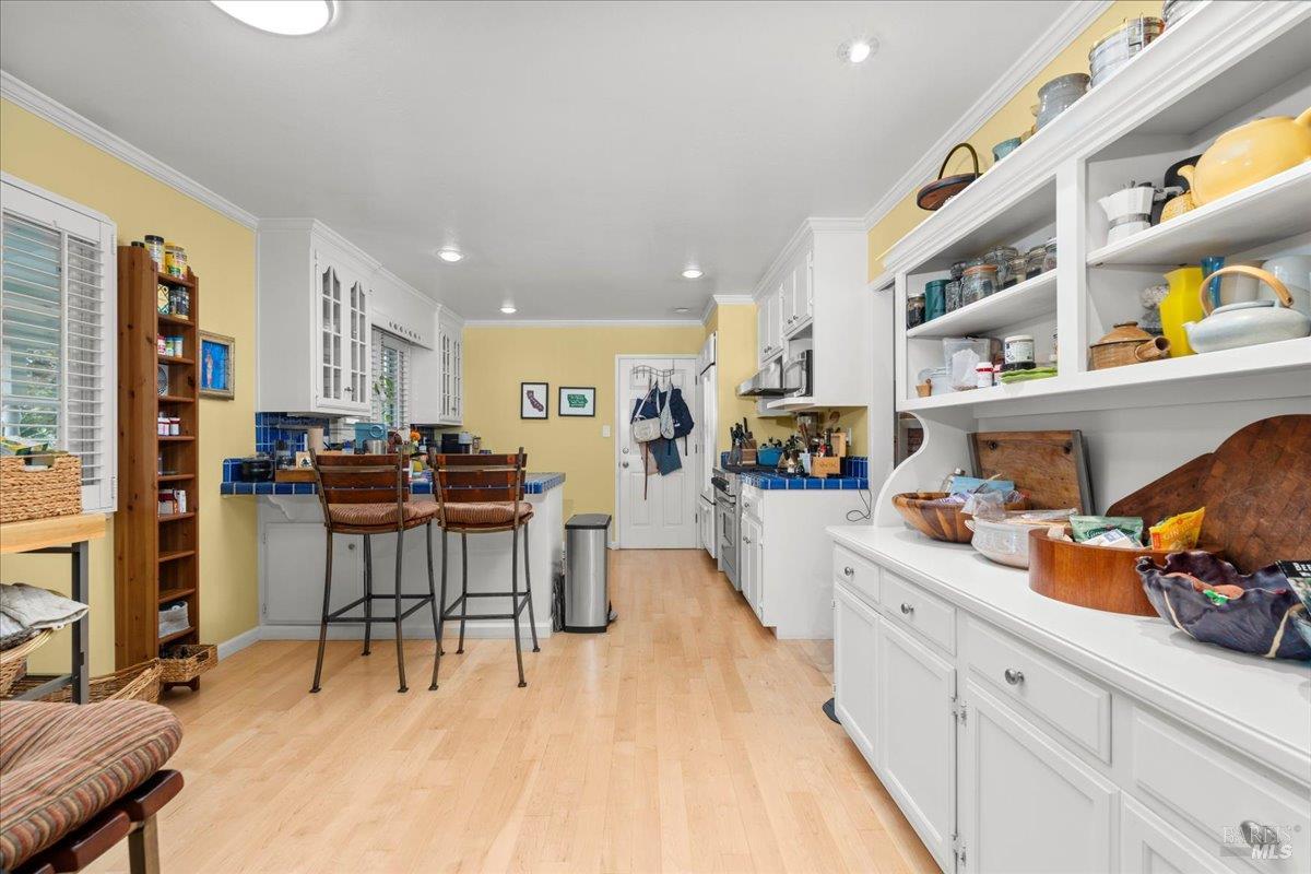 Detail Gallery Image 16 of 31 For 2539 Rollingwood Dr, Napa,  CA 94558 - 3 Beds | 2 Baths