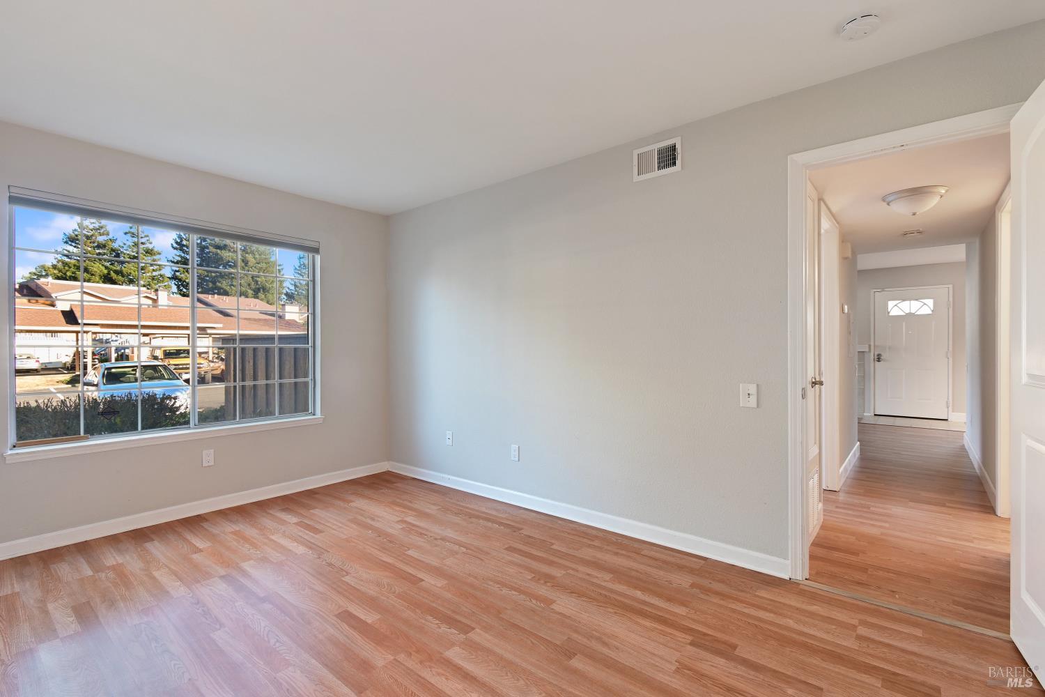 Detail Gallery Image 18 of 27 For 145 Glenwood Unkn, Hercules,  CA 94547 - 2 Beds | 2 Baths