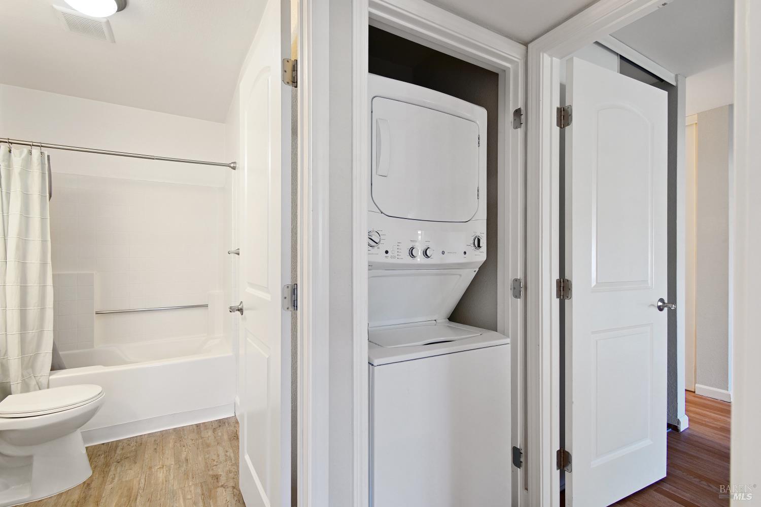 Detail Gallery Image 13 of 27 For 145 Glenwood Unkn, Hercules,  CA 94547 - 2 Beds | 2 Baths