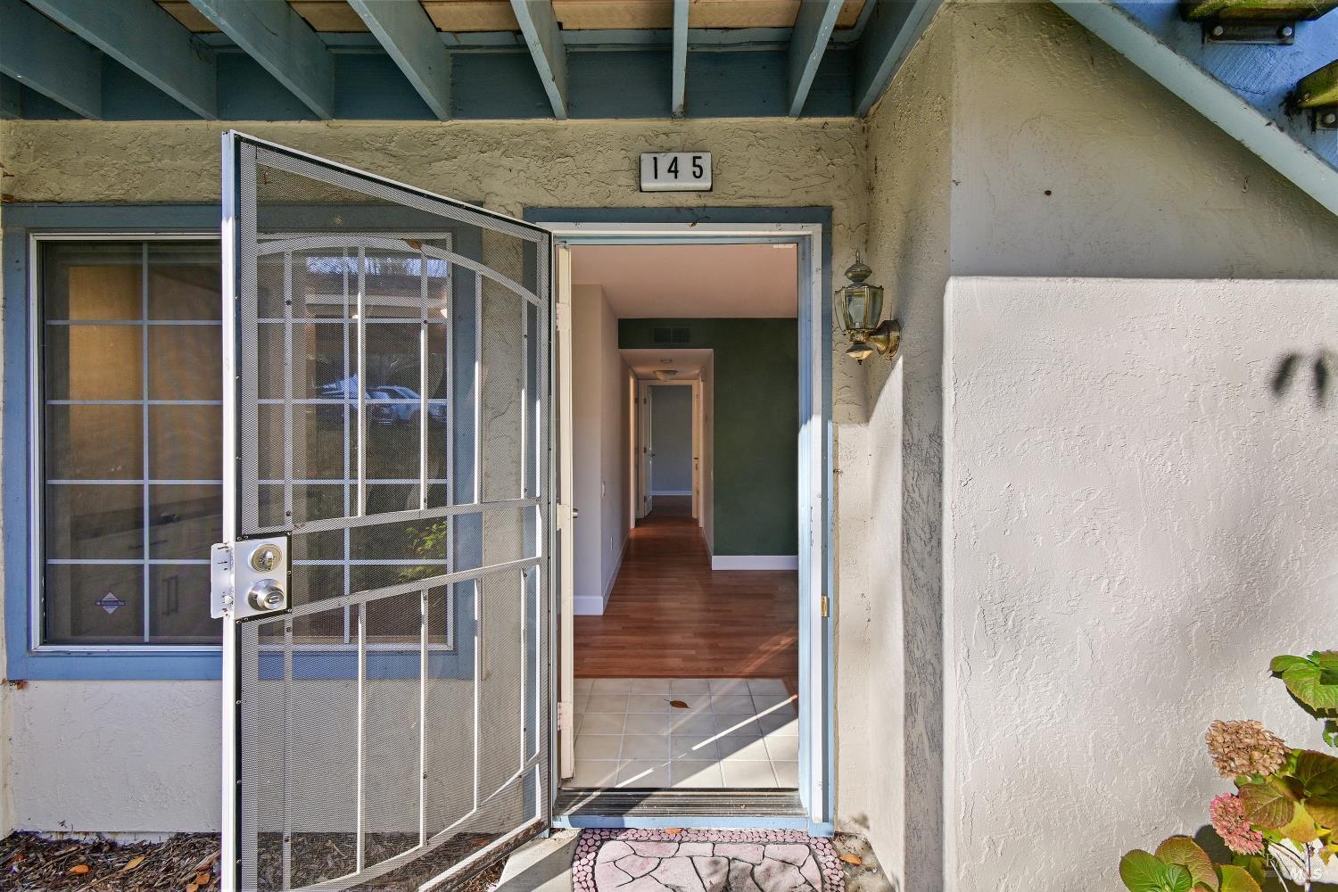 Detail Gallery Image 3 of 27 For 145 Glenwood Unkn, Hercules,  CA 94547 - 2 Beds | 2 Baths