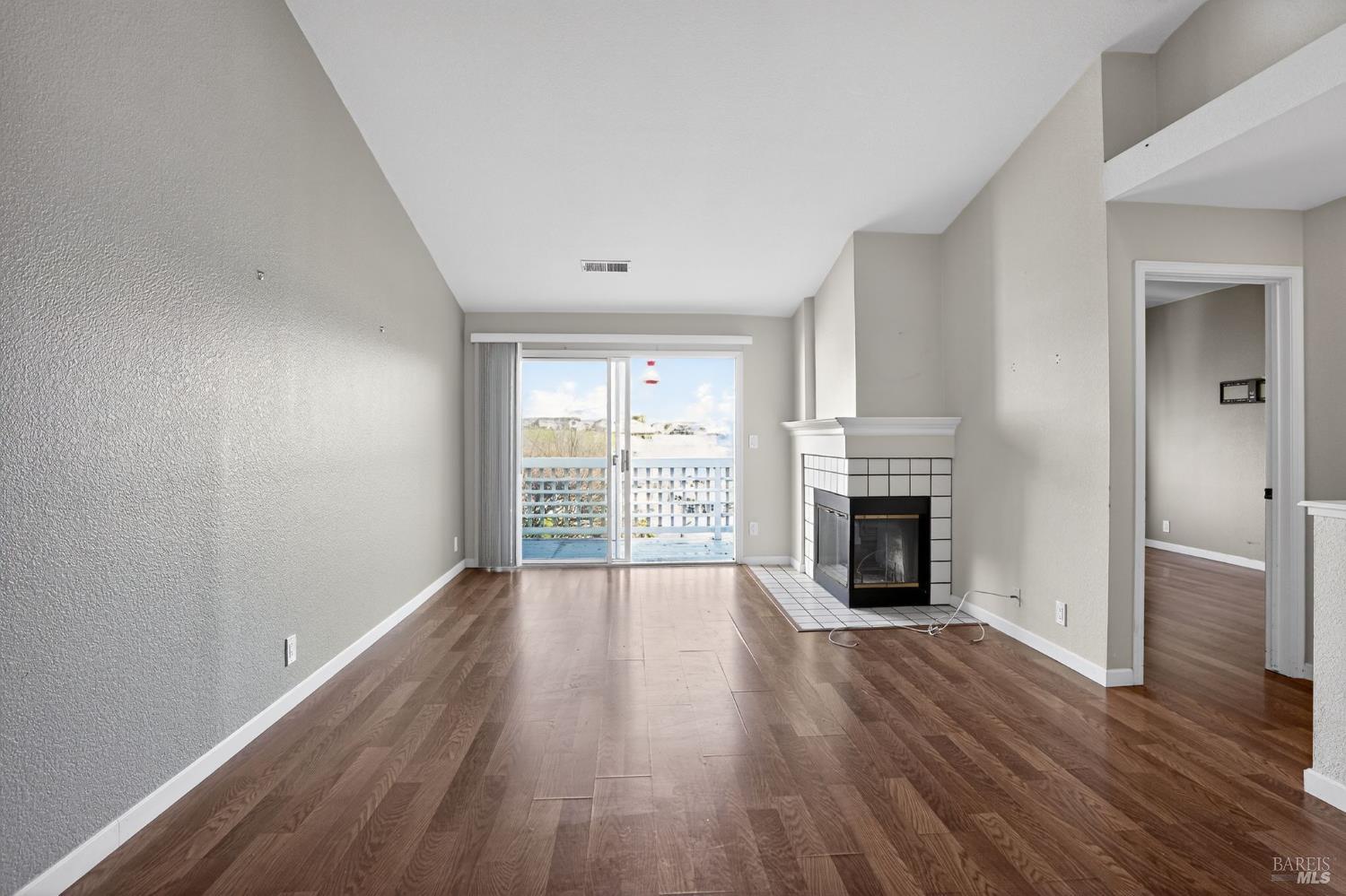 Detail Gallery Image 17 of 26 For 301 Stinson St, Vallejo,  CA 94591 - 2 Beds | 2 Baths