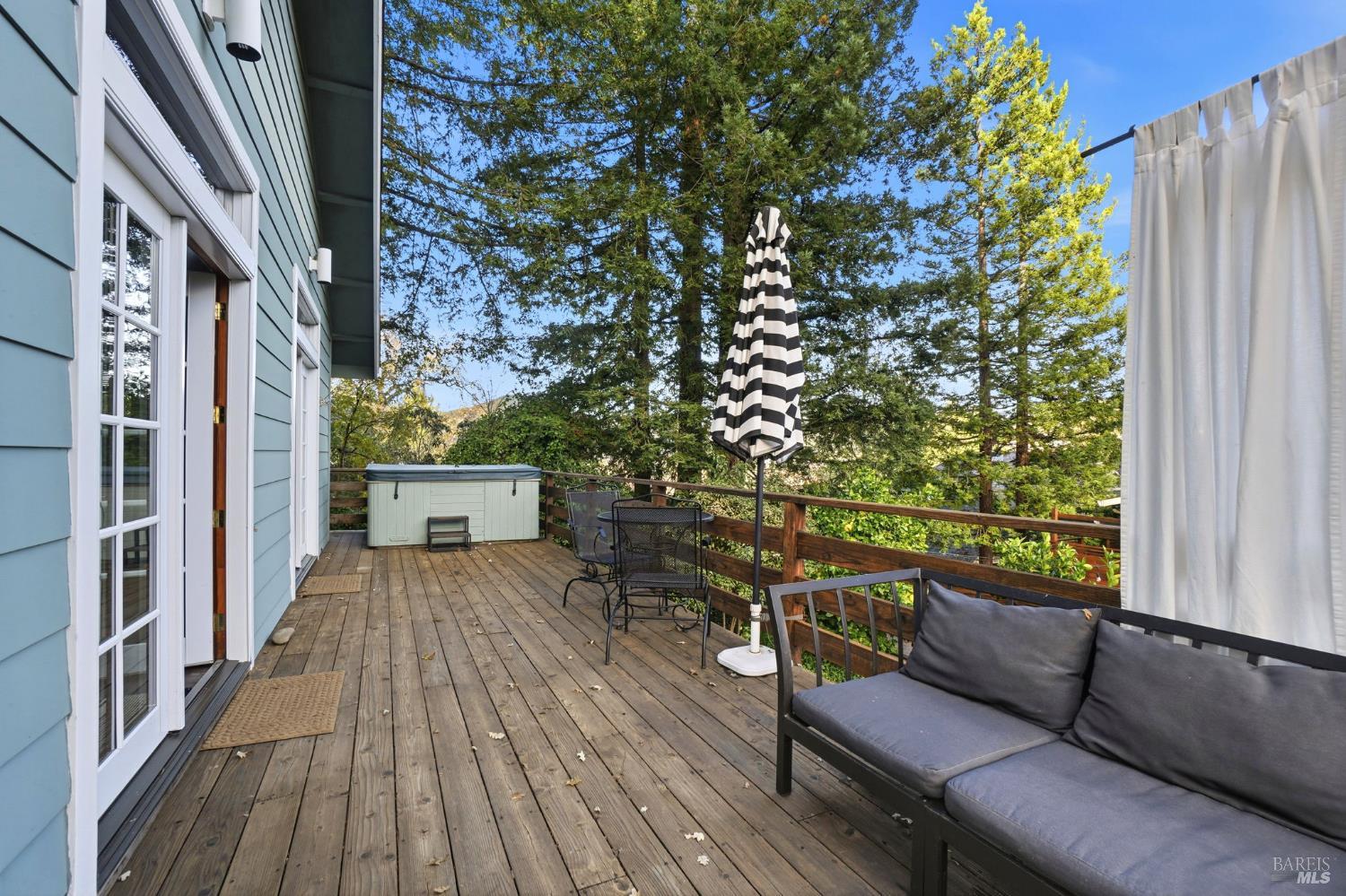 Detail Gallery Image 36 of 56 For 221 D St, San Rafael,  CA 94901 - 3 Beds | 2 Baths