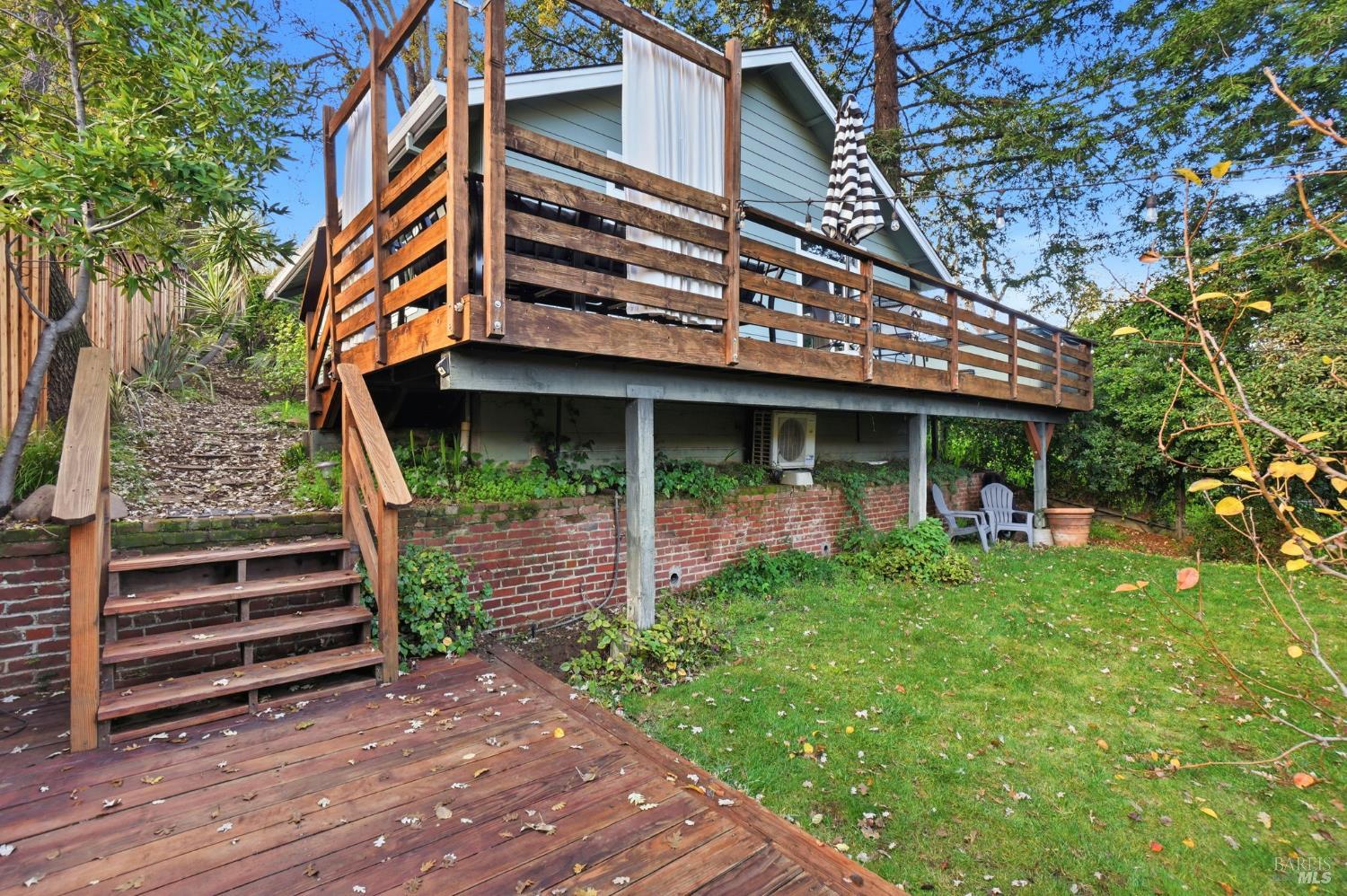 Detail Gallery Image 35 of 56 For 221 D St, San Rafael,  CA 94901 - 3 Beds | 2 Baths