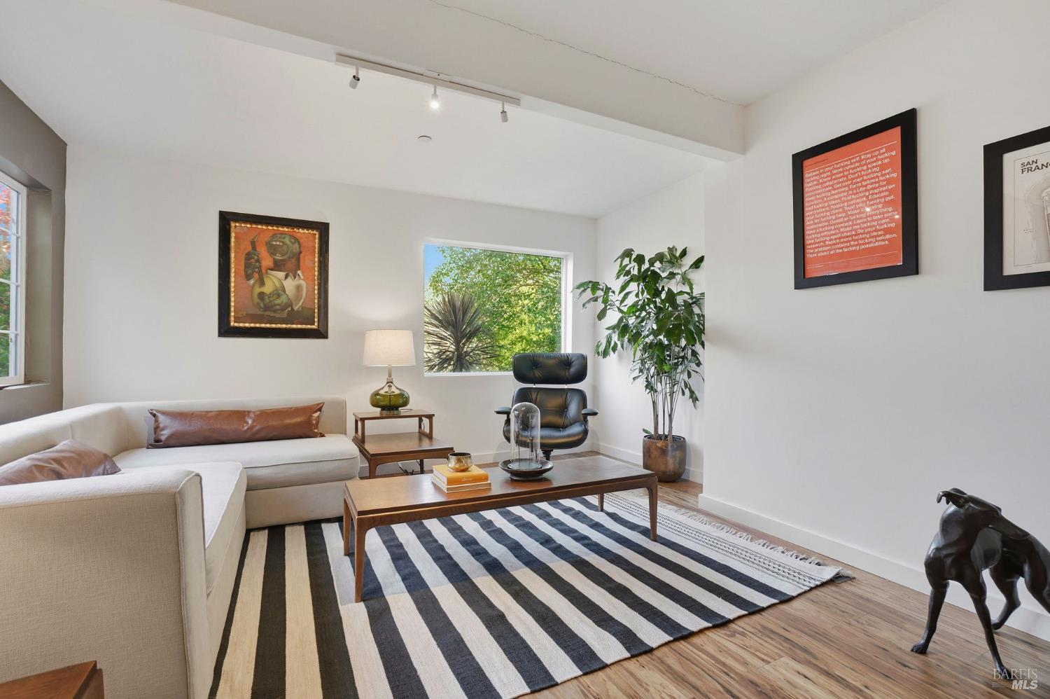 Detail Gallery Image 18 of 56 For 221 D St, San Rafael,  CA 94901 - 3 Beds | 2 Baths