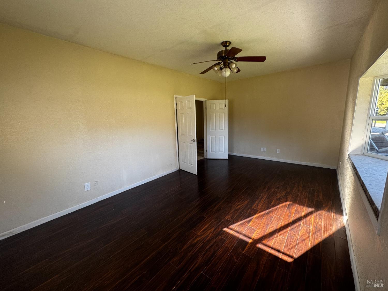 Detail Gallery Image 19 of 21 For 1435 Monterey Dr, Santa Rosa,  CA 95405 - 3 Beds | 2 Baths